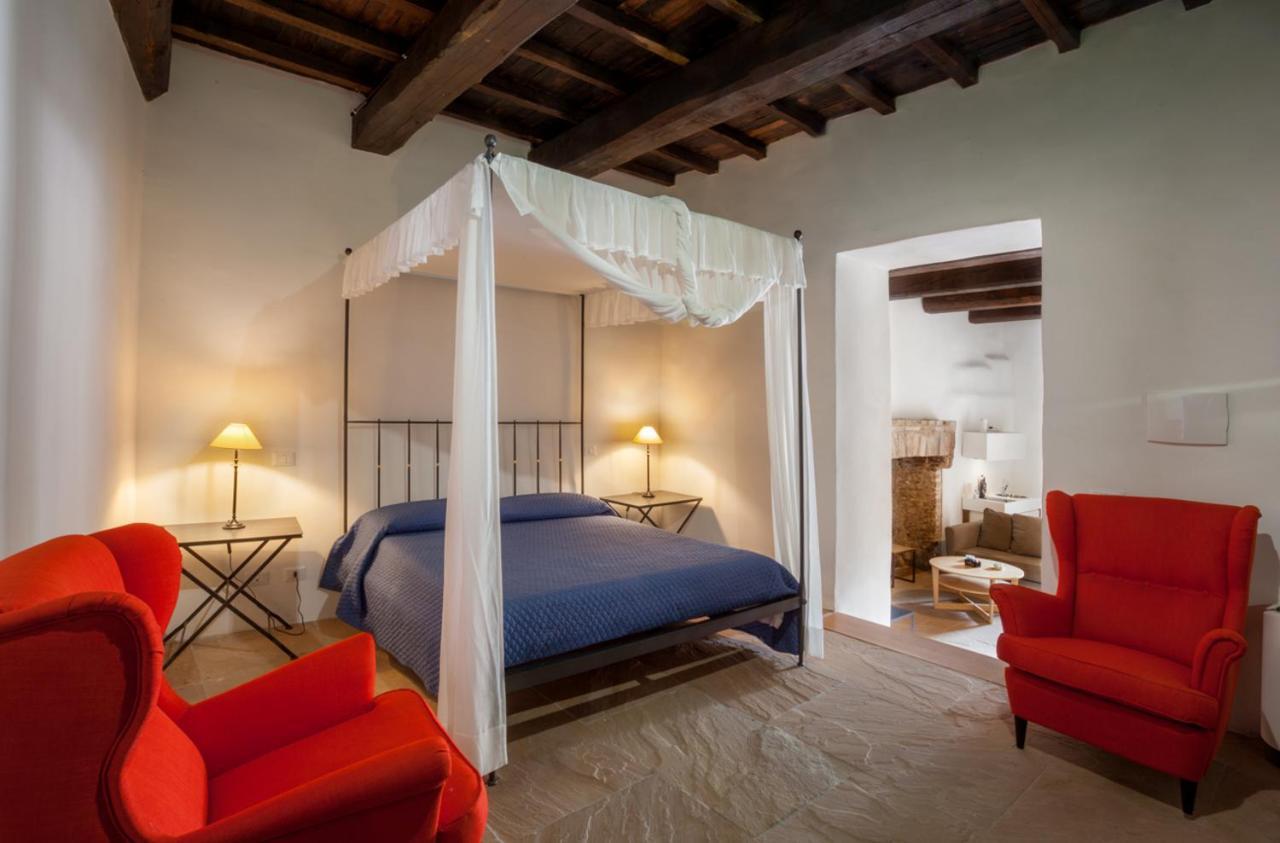 Il Castello Di Campello Aparthotel Campello sul Clitunno Eksteriør bilde