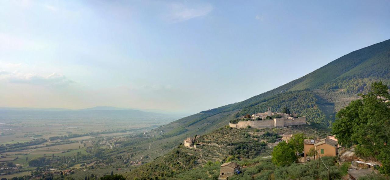 Il Castello Di Campello Aparthotel Campello sul Clitunno Eksteriør bilde