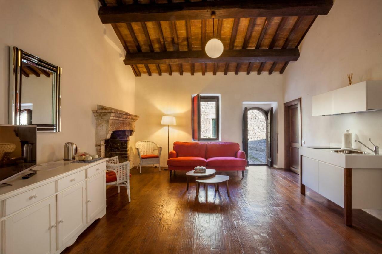 Il Castello Di Campello Aparthotel Campello sul Clitunno Eksteriør bilde
